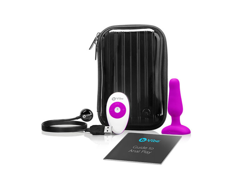 B-VIBE - NOVICE REMOTE CONTROL ANAL PLUG FUCHSIA